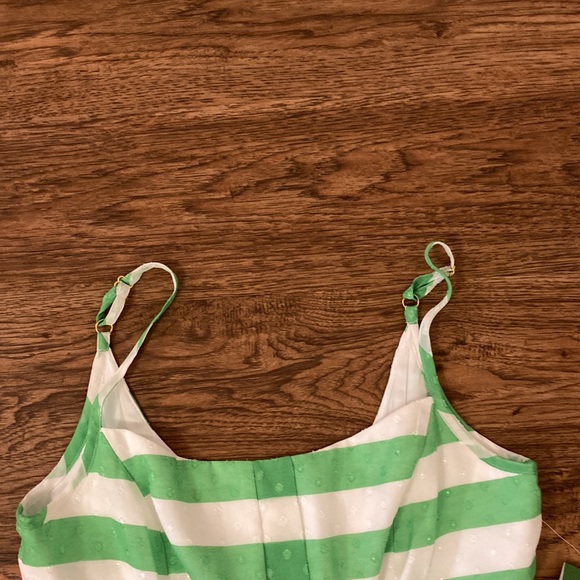 NWT Lilly Pulitzer size 4 - Picture 3 of 9